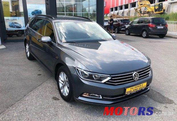 2017' Volkswagen Passat Variant 2,0 Tdi Bmt Dsg photo #1