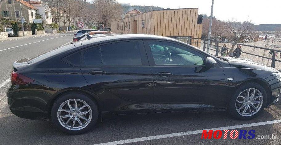 2018' Opel Insignia 1,5 Turbo photo #1