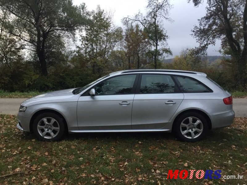 2010' Audi A4 Avant photo #6