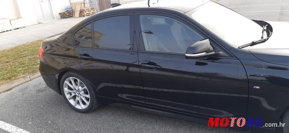 2013' BMW Serija 3 320 D photo #6