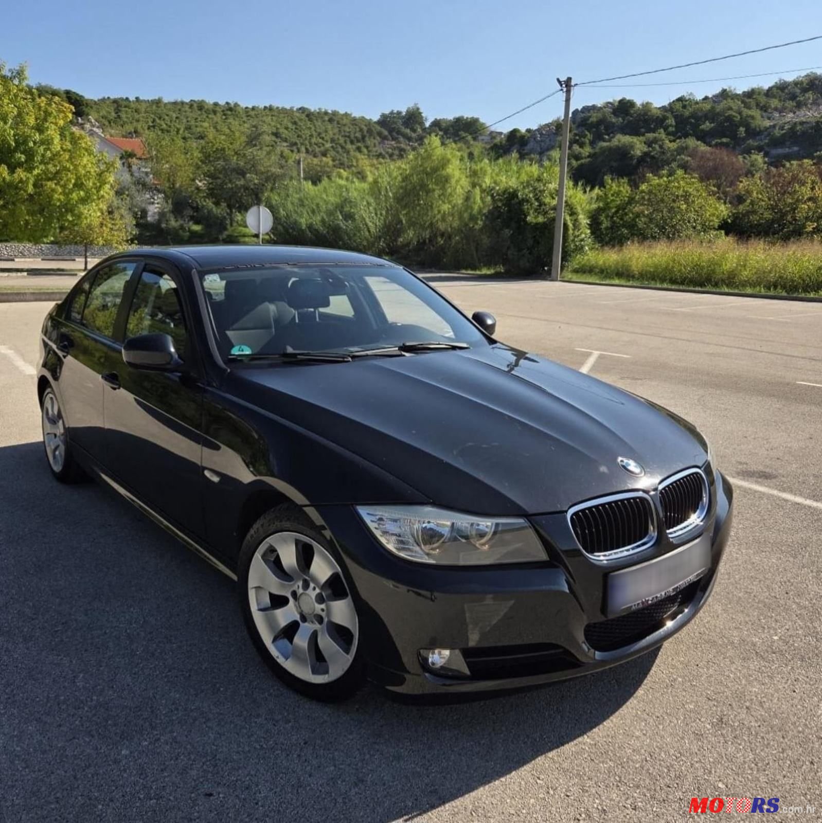 2012' BMW Serija 3 318D photo #1
