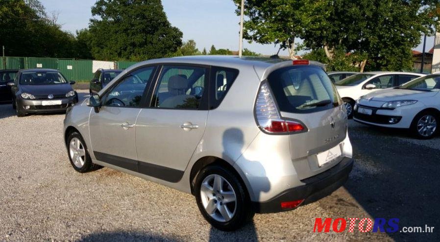 2013' Renault Scenic 1,5 Dci photo #1
