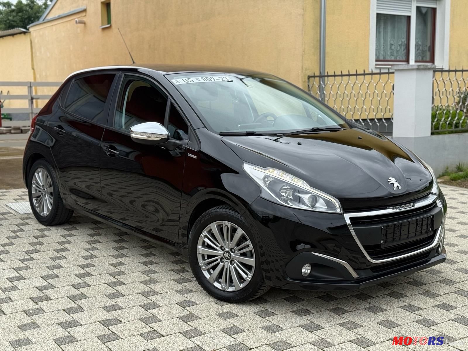 2018' Peugeot 208 1,6 Bluehdi photo #2