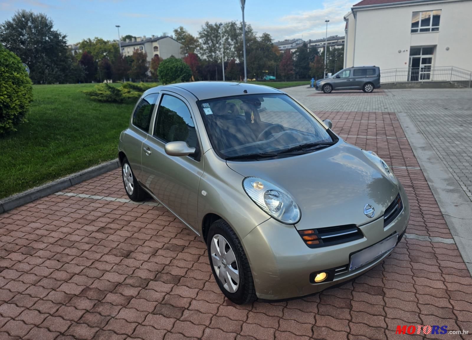 2003' Nissan Micra 1,2 photo #3