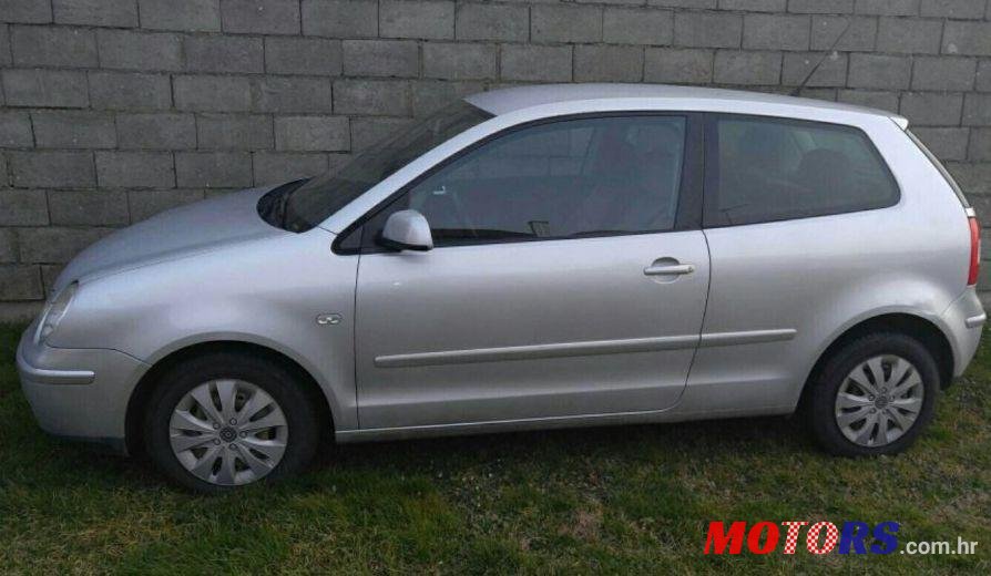 2002' Volkswagen Polo 1,2 photo #1