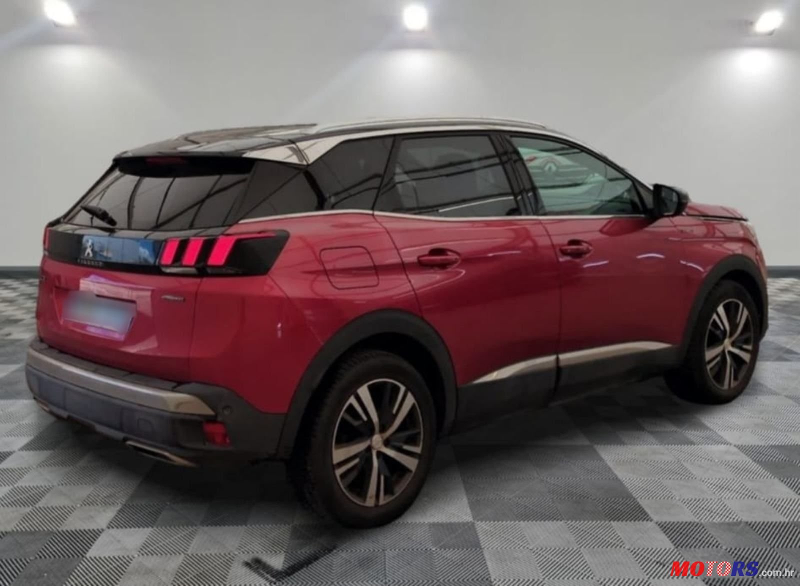 2018' Peugeot 3008 1,2 photo #5