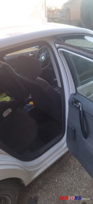 2004' Volkswagen Polo 1,9 Sdi photo #5