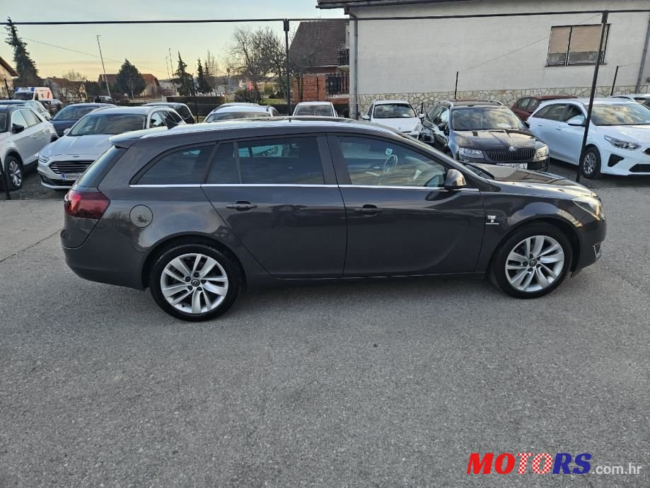 2015' Opel Insignia Karavan photo #3