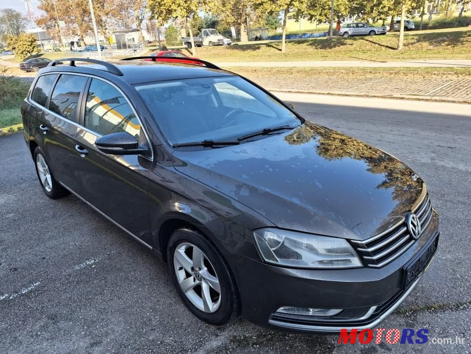2013' Volkswagen Passat Variant photo #4