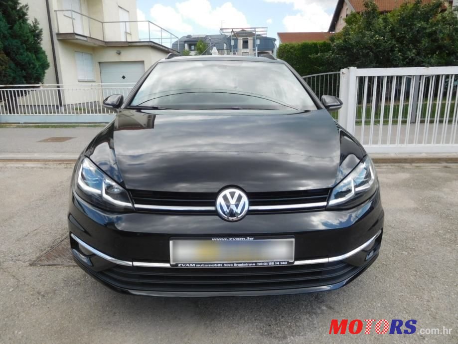 2018' Volkswagen Golf 7 Variant photo #2