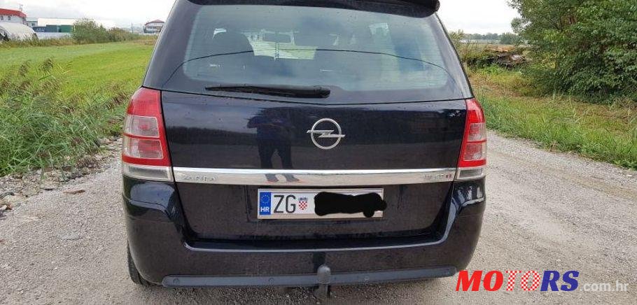 2007' Opel Zafira Sport photo #2