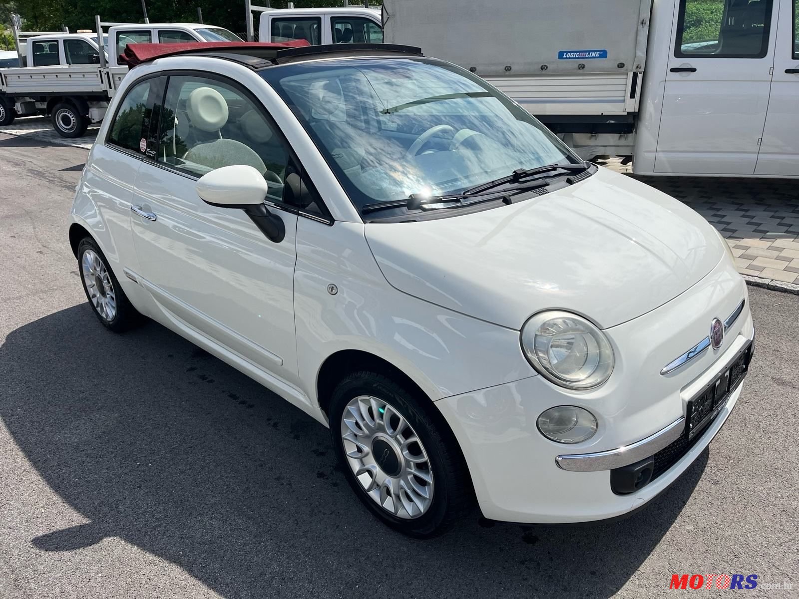 2011' Fiat 500 500C 1,2 8V photo #2