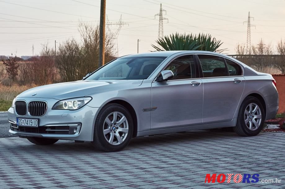 2012' BMW Serija 7 730D photo #3