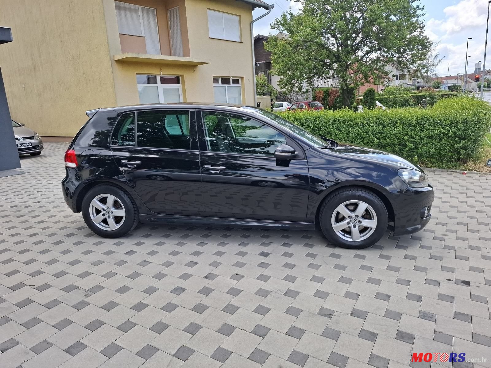 2011' Volkswagen Golf VI 1,6 Tdi photo #5