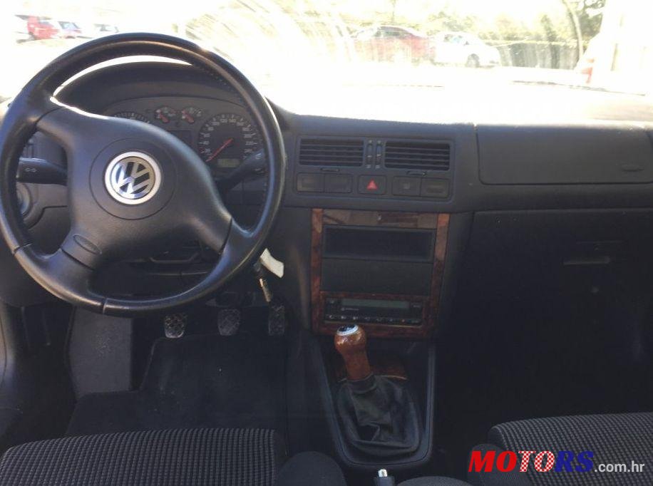 1999' Volkswagen Bora 1.8 4 motion Highline photo #3