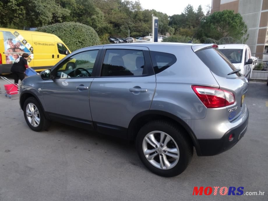 2010' Nissan Qashqai 1,5 Dci photo #4