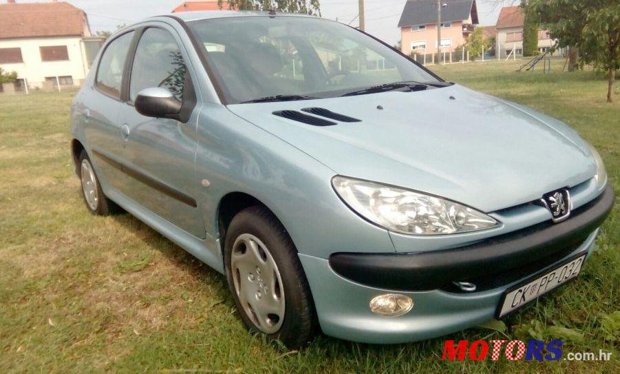 2004' Peugeot 206 206 1,4 Hdi photo #1