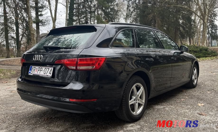 2018' Audi A4 Avant photo #6