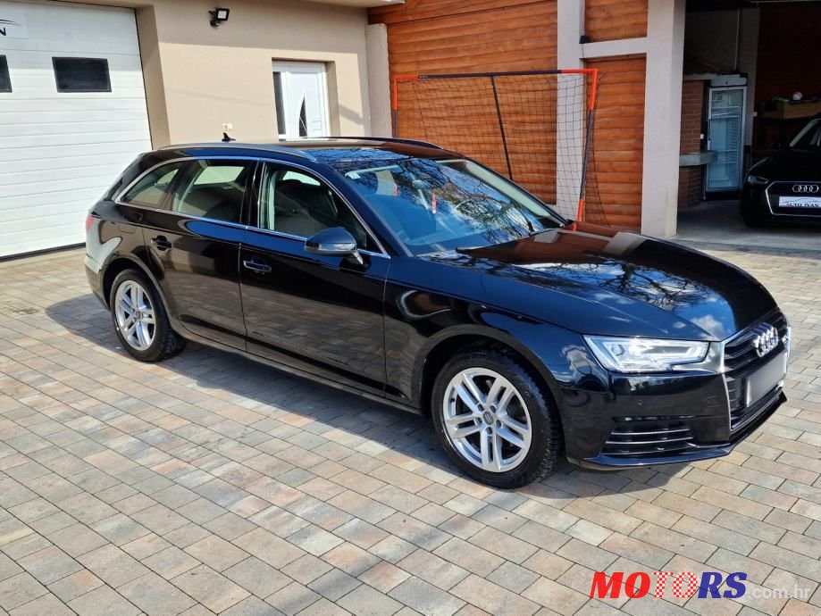 2016' Audi A4 Avant photo #3