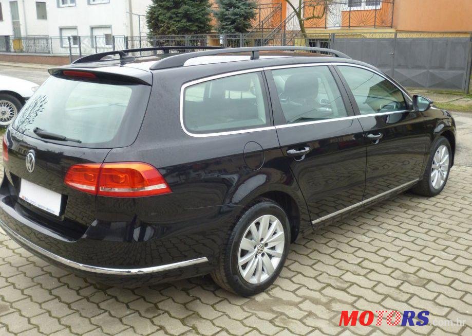 2014' Volkswagen Passat Variant photo #2