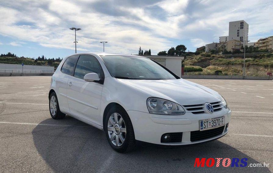 2005' Volkswagen Golf V 1,9 Tdi photo #2