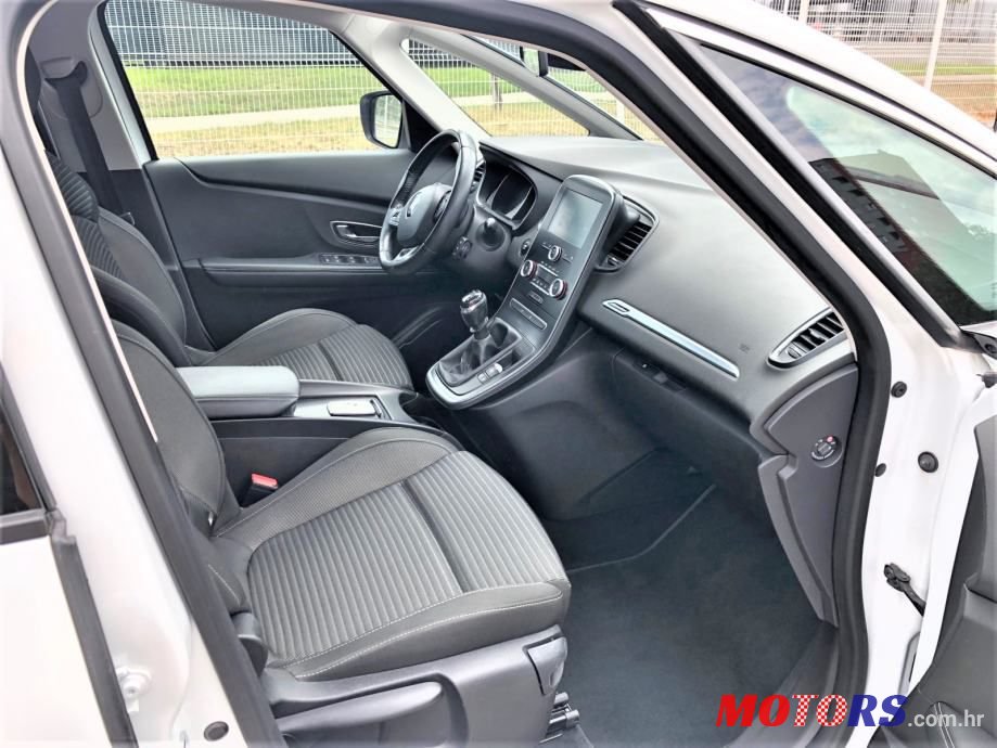 2017' Renault Scenic Dci 110 photo #6