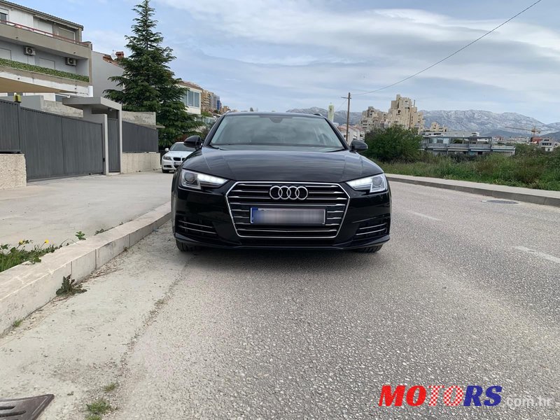 2017' Audi A4 Avant photo #2