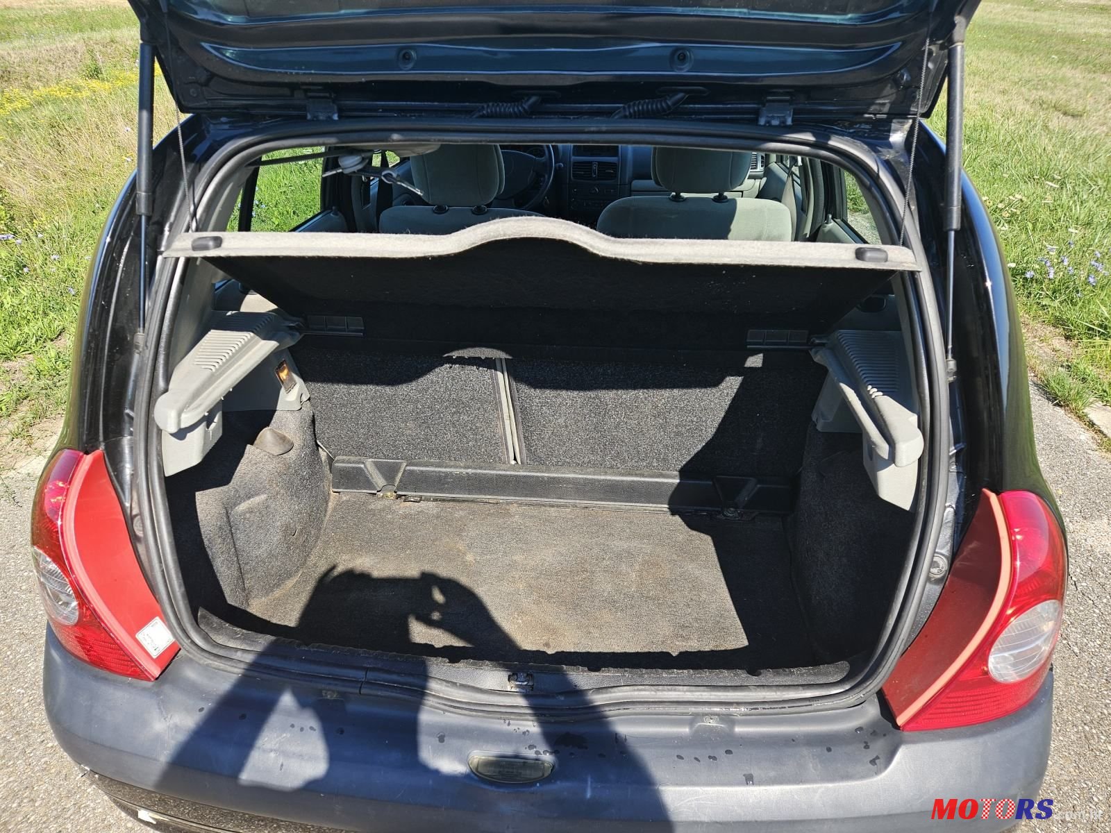 2004' Renault Clio 1,5 Dci photo #3