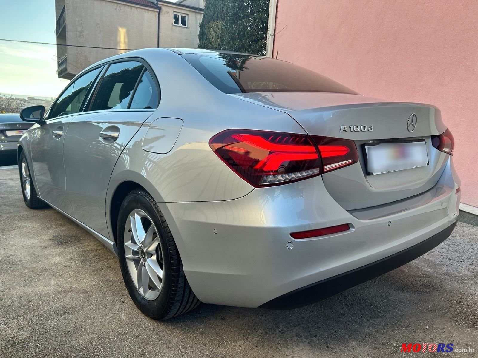 2019' Mercedes-Benz A-Klasa 180 D photo #5