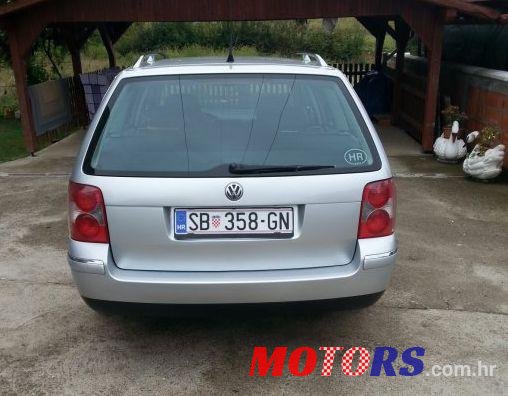 2003' Volkswagen Passat Variant photo #2