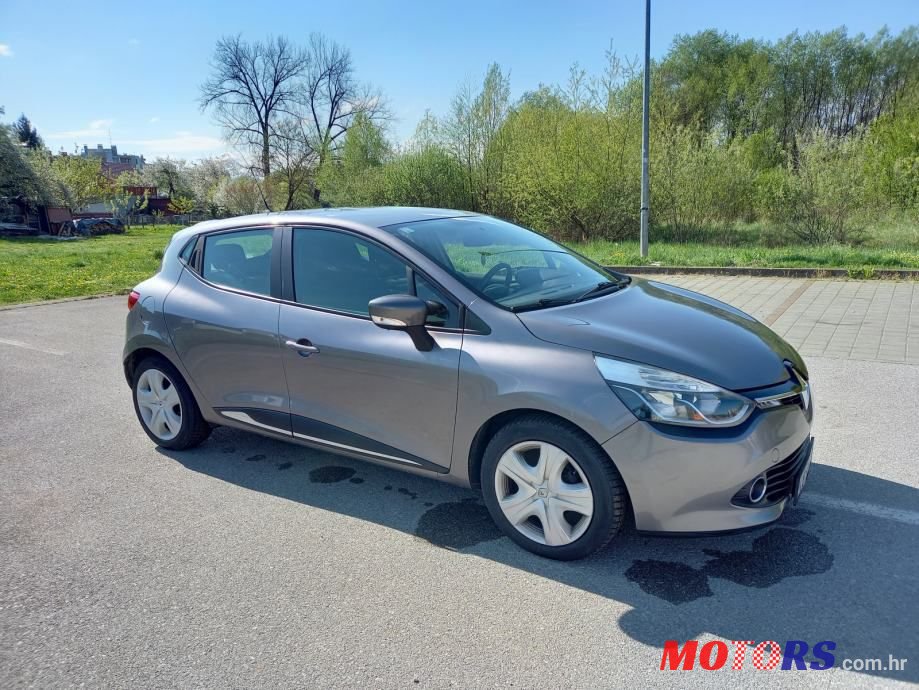 2015' Renault Clio Dci 75 photo #1
