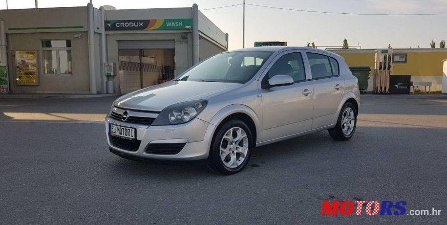 2005' Opel Astra 1,7 Cdti photo #2
