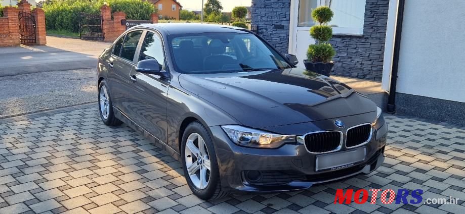 2012' BMW Serija 3 320D photo #6