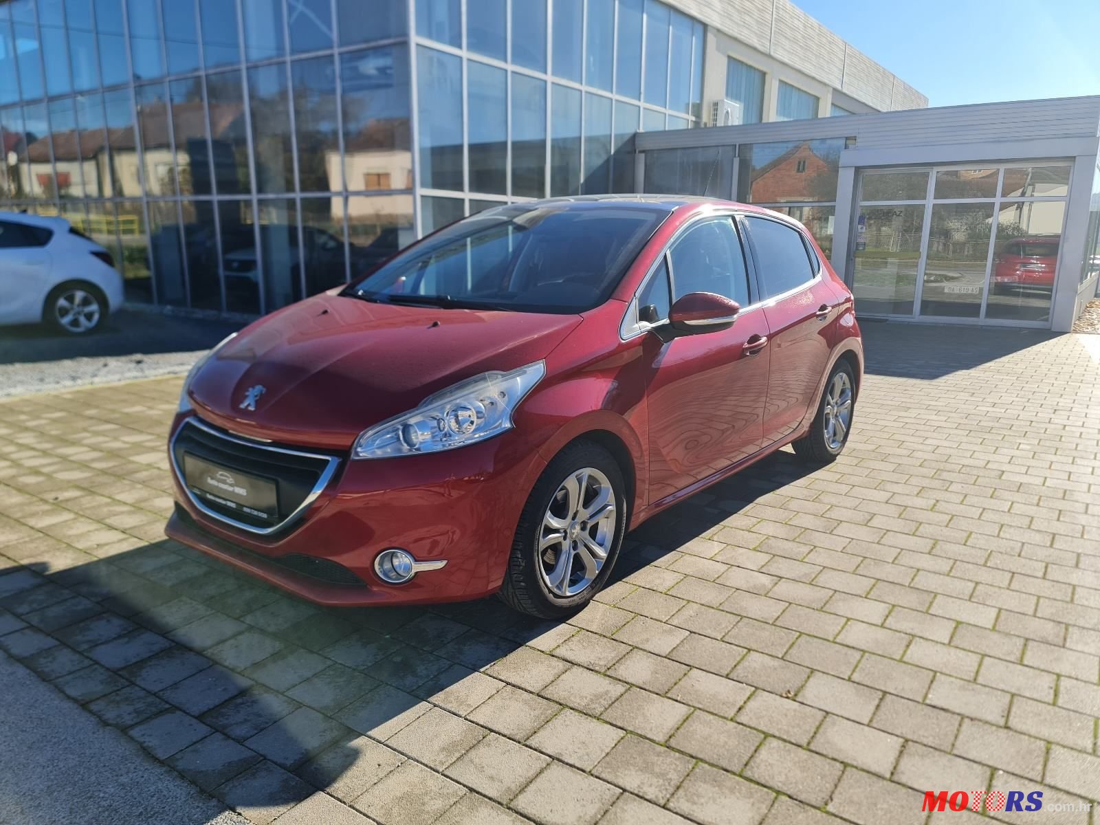 2015' Peugeot 208 1,2 Puretech photo #2