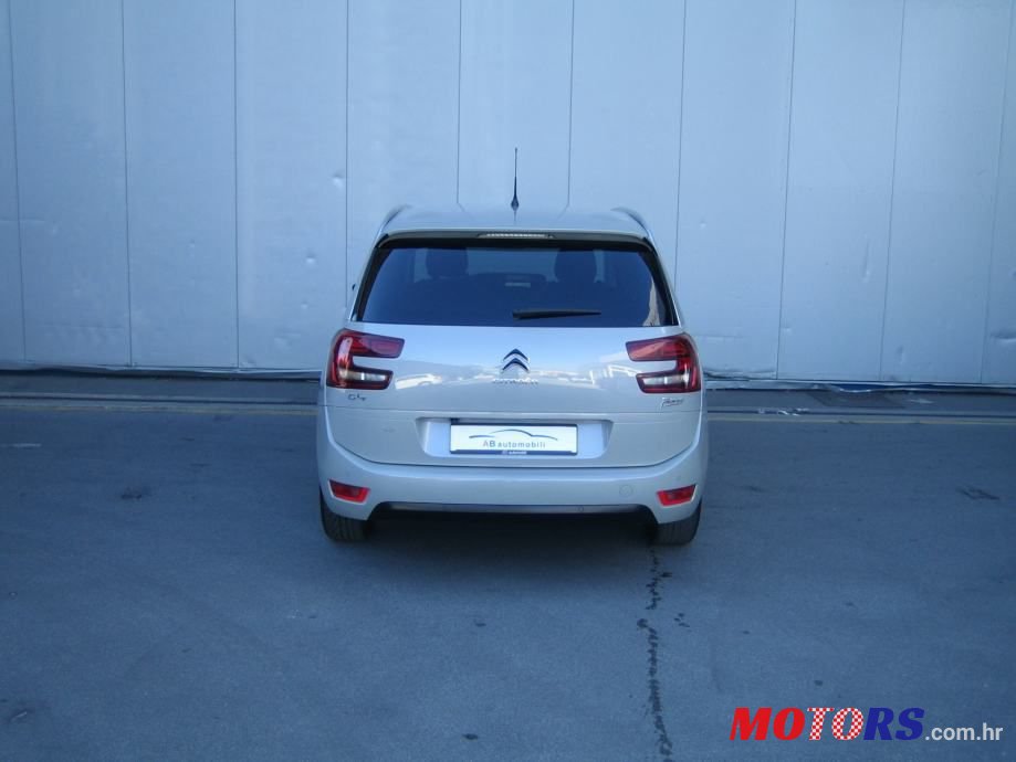 2017' Citroen C4 Grand Picasso photo #5