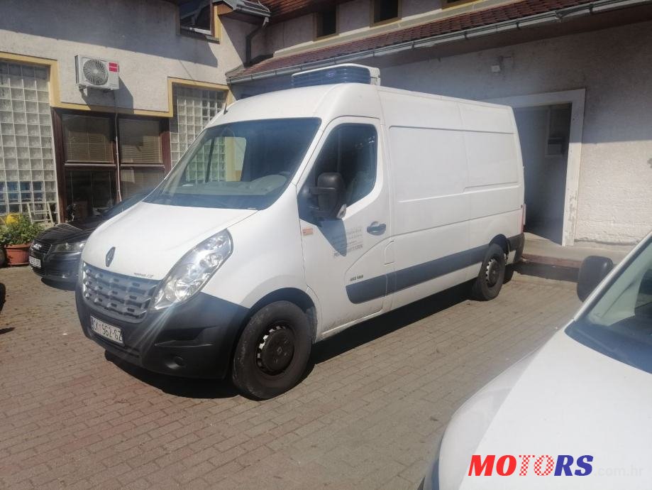 2011' Renault MASTER photo #1