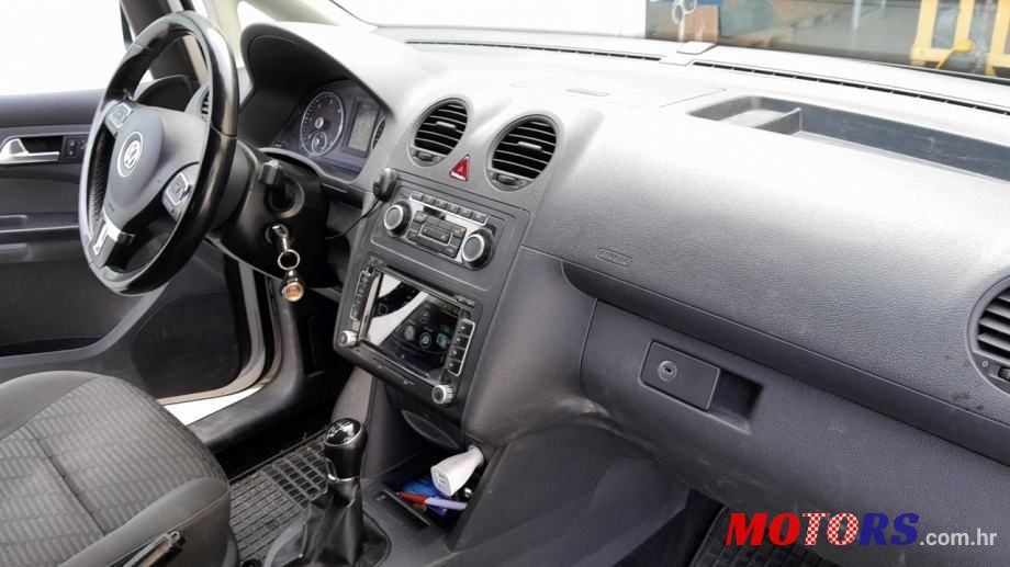 2015' Volkswagen Caddy 1,6 Tdi photo #6