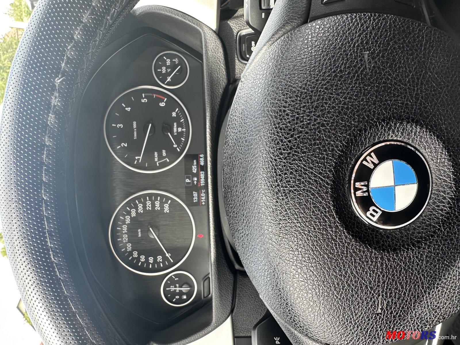 2016' BMW 3 Series Touring photo #7