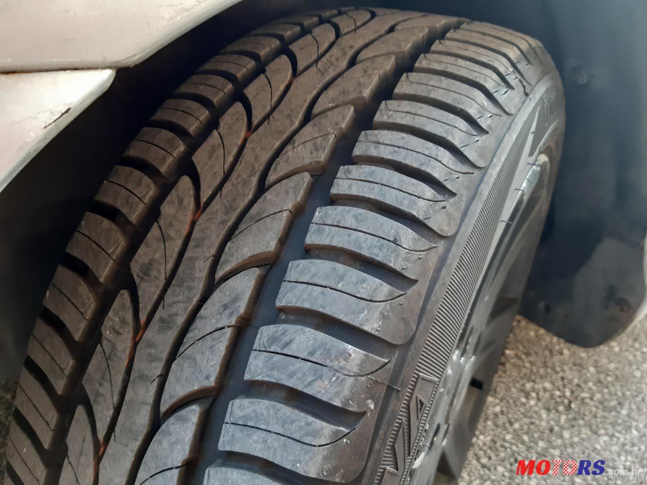 2000' Hyundai Coupe photo #7