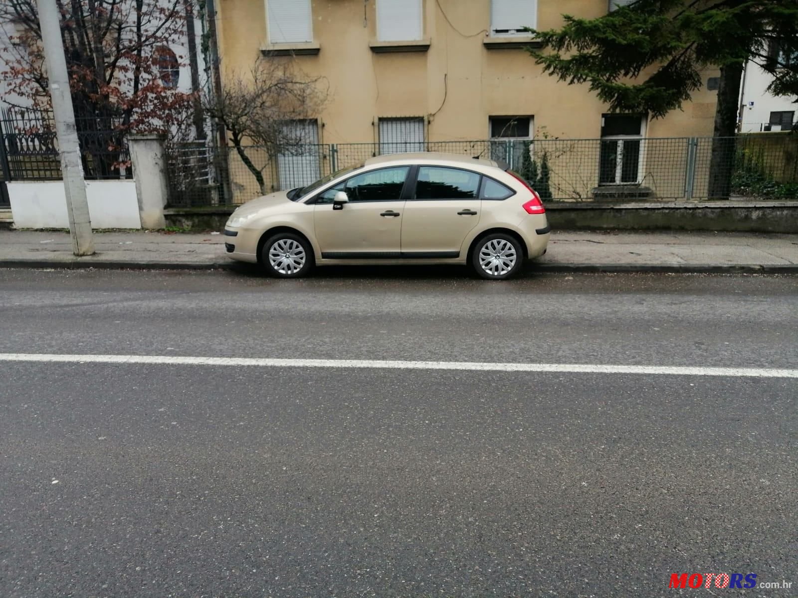 2008' Citroen C4 1 photo #5