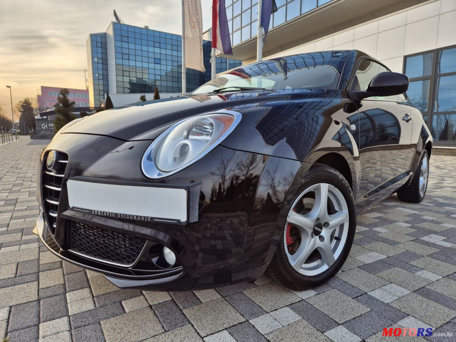 2009' Alfa Romeo MiTo 1,4 photo #3