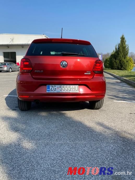 2016' Volkswagen Polo photo #6