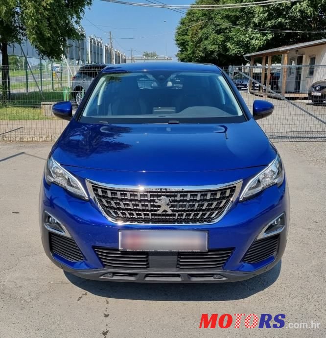 2020' Peugeot 3008 photo #2