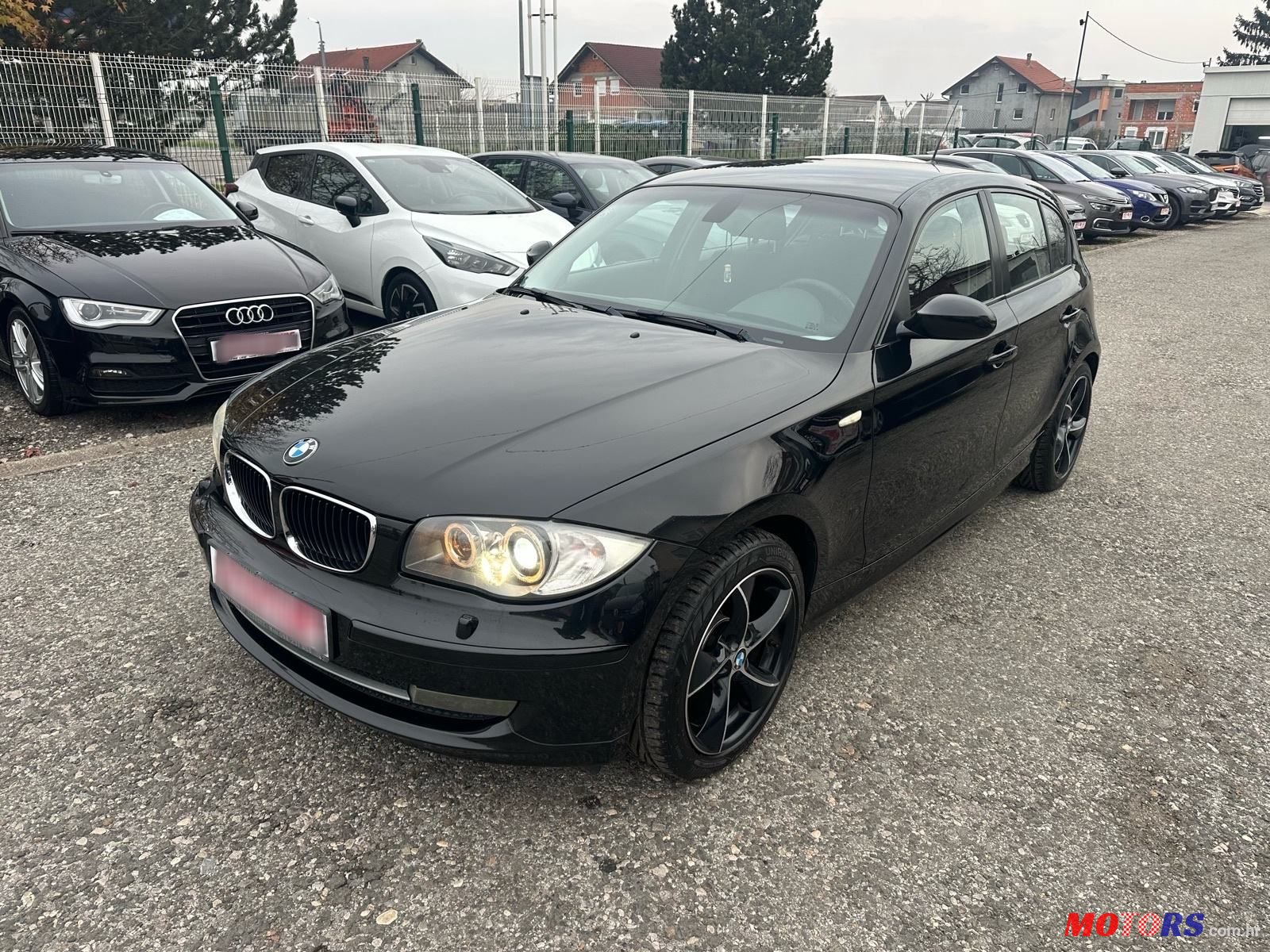 2009' BMW Serija 1 118D photo #1