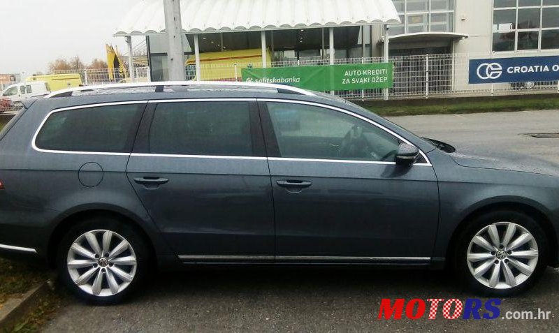 2013' Volkswagen Passat Variant 1,6 Tdi Bmt photo #2