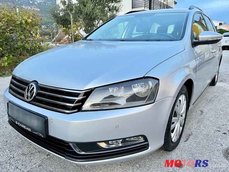 2013' Volkswagen Passat Variant photo #3