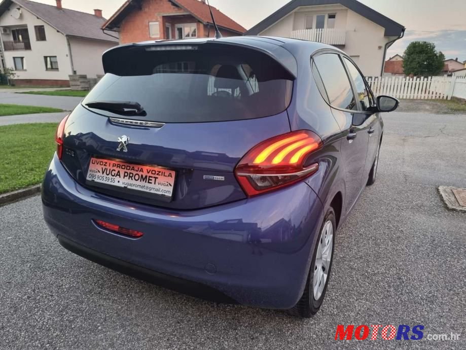 2017' Peugeot 208 photo #6