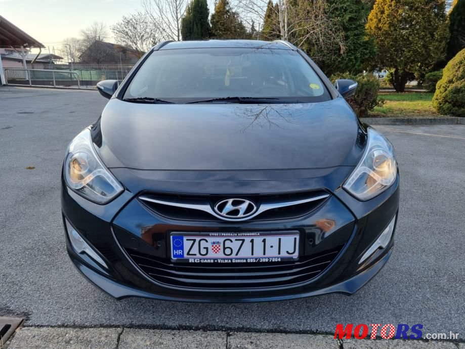 2011' Hyundai i40 1,7 Crdi photo #2