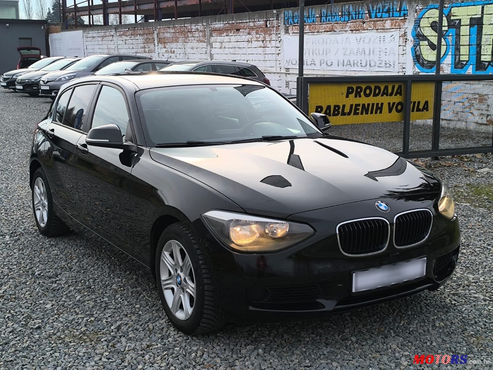 2013' BMW Serija 1 116D photo #2