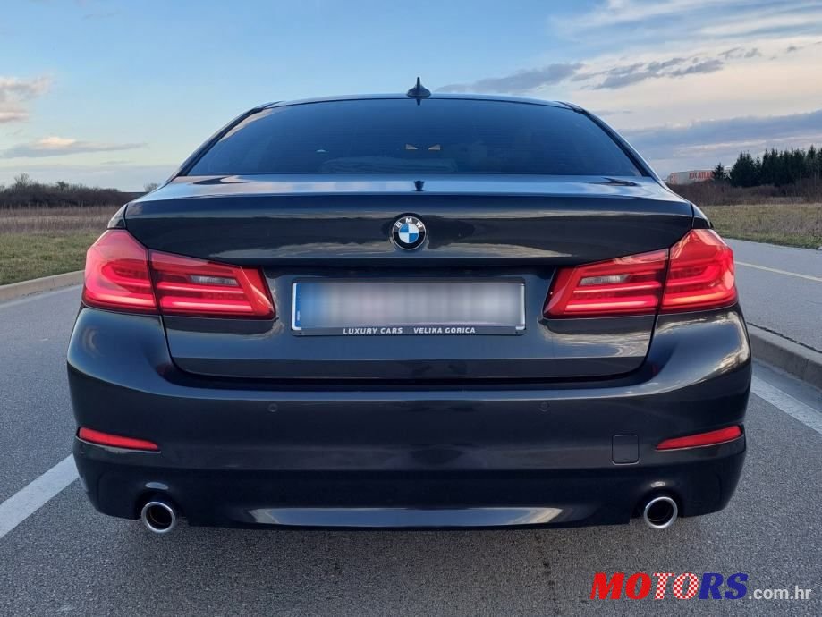 2017' BMW Serija 5 520D photo #6